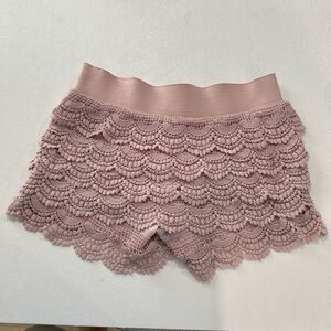 Wet Seal Pink Crochet Lace Shorts – Size M